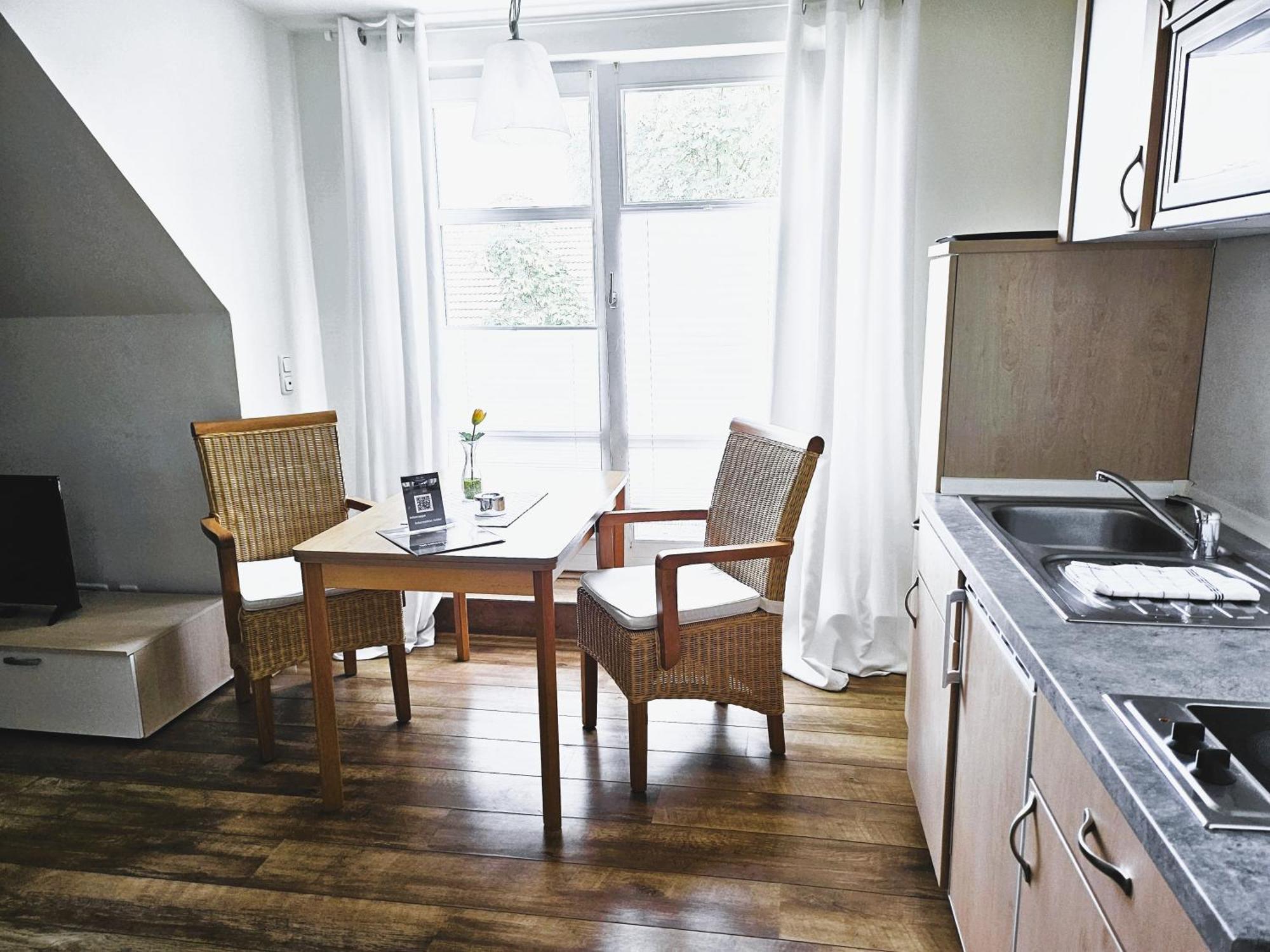 Das Nest Boardinghouse Hamburg Niendorf Esterno foto